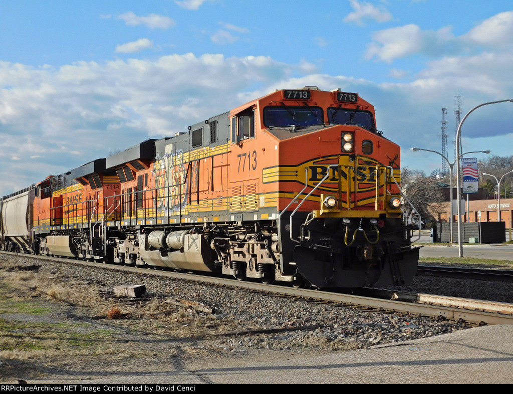 BNSF 7713